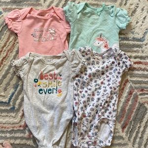 4 carters short sleeve onesies